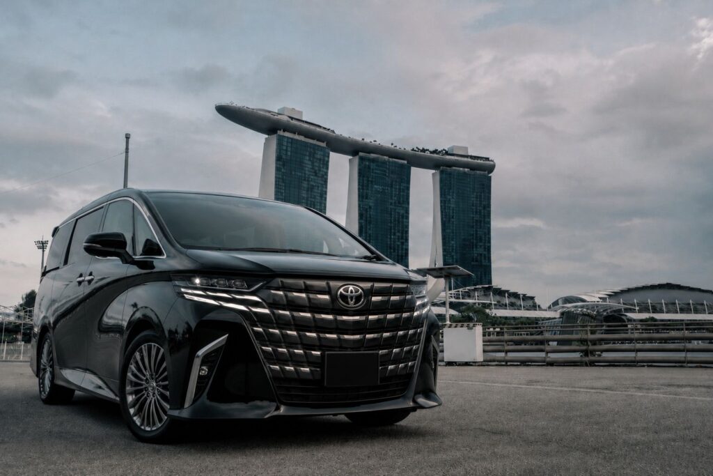 Toyota Alphard / Vellfire