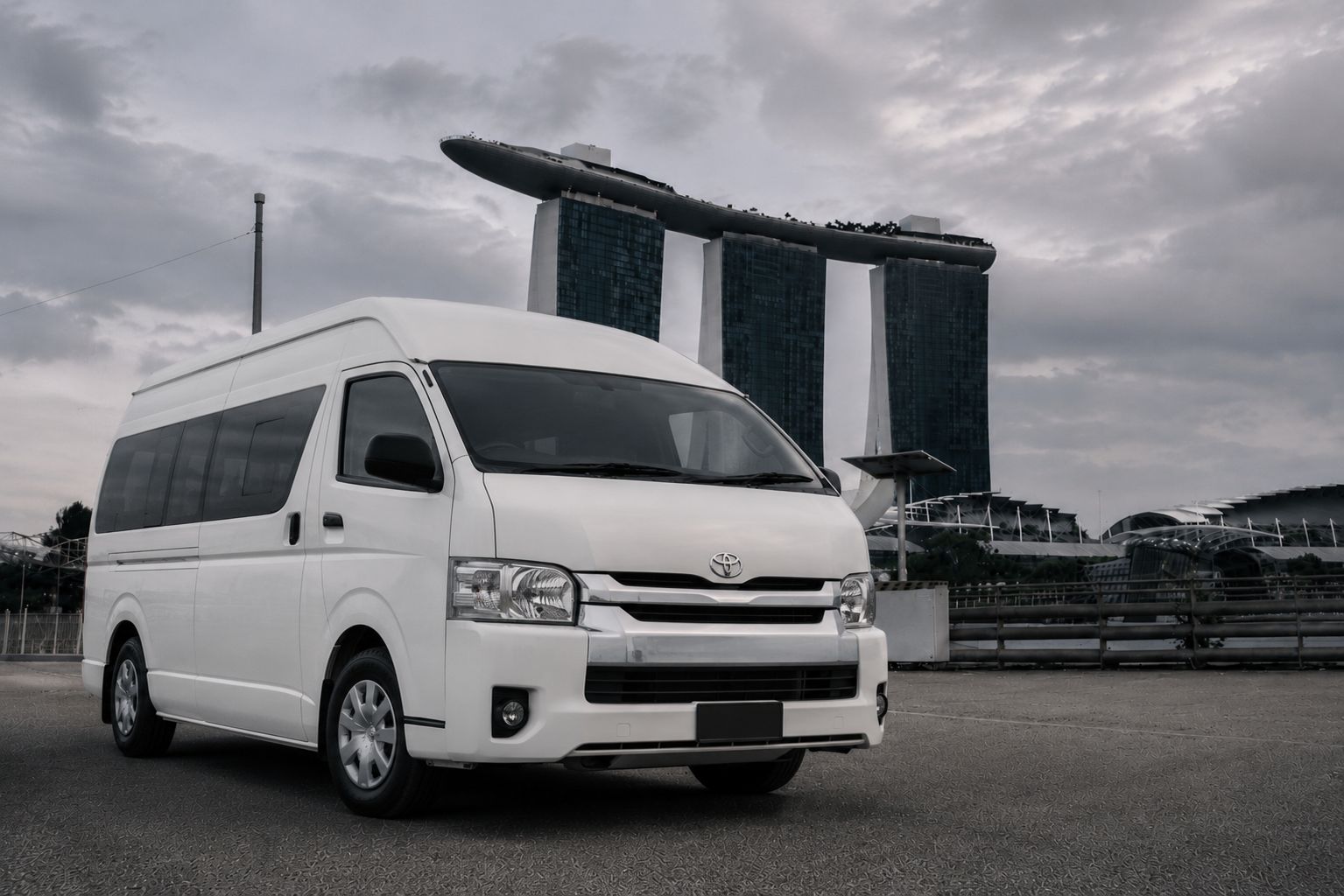 Toyota Hiace High Roof